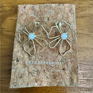 Anthropologie gold flower outline post earrings
